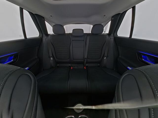 Mercedes-Benz C-KLASSE Estate 300 e Plug-In Hybride AMG Nightpakket | Trekhaak | Panoramadak | Memory | Stuur en Stoelverwarming | Dode Hoek Ass | Car Play | Inclusief 24 maanden Mercedes-Benz Certified garantie voor Europa.