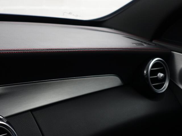 Mercedes-Benz C-KLASSE Estate AMG 43 4MATIC Premium- Dealer Onderhouden, Lane Assist, Panoramadak, Sfeerverlichting, Camera