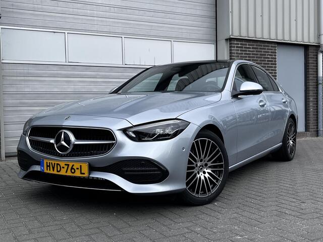 Mercedes-Benz C-KLASSE 180 Star Edition Luxury | Panoramadak | DISTRONIC Afstandsassistent | Elektrisch Verstelbare Stoelen + Memory | Dodehoekassistent | Apple CarPlay | Android Auto | Sfeerverlichting | Stoelverwarming | Elektrisch Inklapbare Buitenspiegels