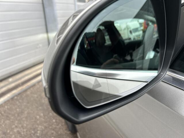 Mercedes-Benz C-KLASSE Estate 300 e Luxury Line