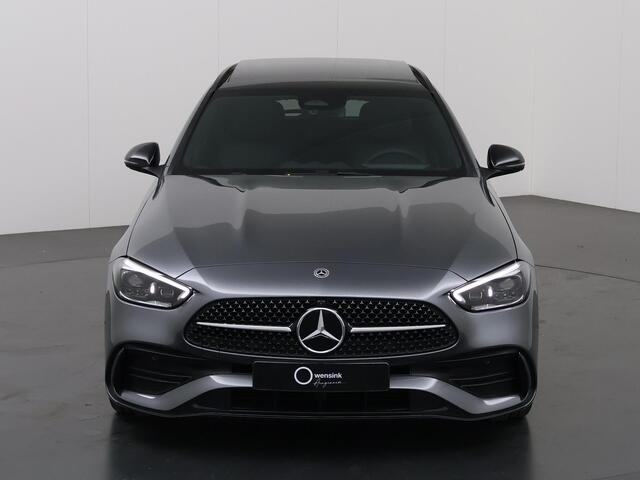 Mercedes-Benz C-KLASSE Estate 180 AMG Line | Premium Pack | Panoramaschuifdak | Augmented reality Navigatie | DIGITAL LIGHT | 360°-camera| Premium sfeerverlichting |
