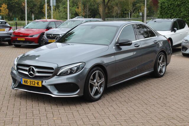 Mercedes-Benz C-KLASSE 180 AMG Sport Edition / Leder / Navigatie / Parkeerhulp / 18'' / Bluetooth / Cruise Control