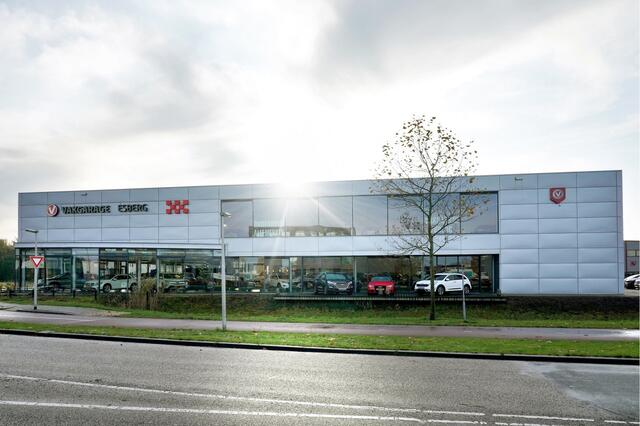 Mercedes-Benz C-KLASSE 180 Business Solution AMG AUTOMAAT,LED,LEER,SCHUIFDAK,TREKHAAK