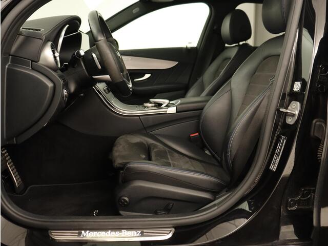 Mercedes-Benz C-KLASSE 300e AMG Limited | Panoramadak | 360 Camera | Stoelverwarming | Carplay | Matrix LED | Leder/Alcantara | Navigatie | Park Assist | Sfeerverlichting | PHEV | Plug In