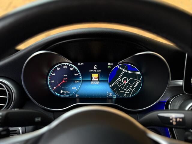 Mercedes-Benz C-KLASSE Coupé 300 AMG l Burmester l Pano l 360° l LED l Night