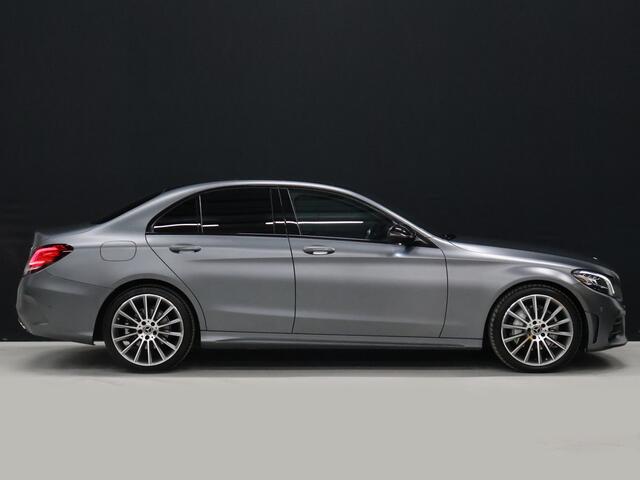 Mercedes-Benz C-KLASSE 180 AMG Sport [SCHUIFKANTELDAK, SFEERVERLICHTING, APPLE CARPLAY, ANDROID, CAMERA, STOELVERWARMING, VOL LEDER, CRUISE, CLIMATE, NIEUWSTAAT]