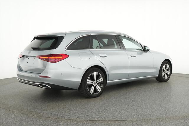 Mercedes-Benz C-KLASSE Estate 300 e AMG Plug-In Hybride Panorama Schuif-Kanteldak | Trekhaak | Digital Light | 360° camera | Easy Pack Achterklep | Apple CarPlay. Inclusief 24 maanden MB Certified garantie voor Europa.