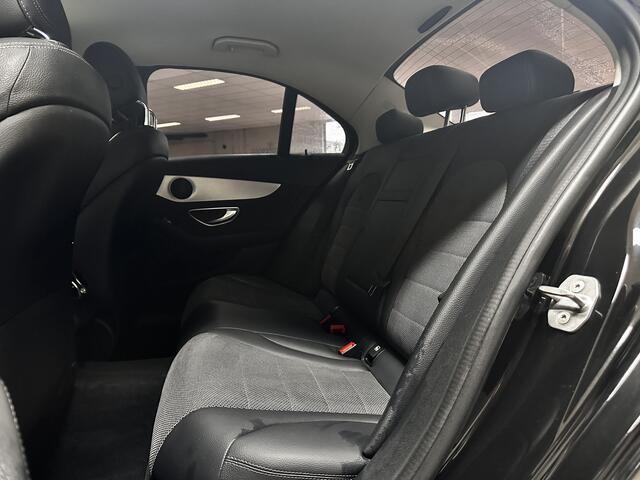 Mercedes-Benz C-KLASSE 180 Prestige/ Automaat!/ Trekhaak/ Half-LEDER/ 17''LMV/ Flippers/ Stoelverw./ Elek.Stoel/ Clima/ Navi/ Cruise Bluetooth/ Multi.LEDER.Stuur/ Elek.Pakket Isofix/ PDC V+A.