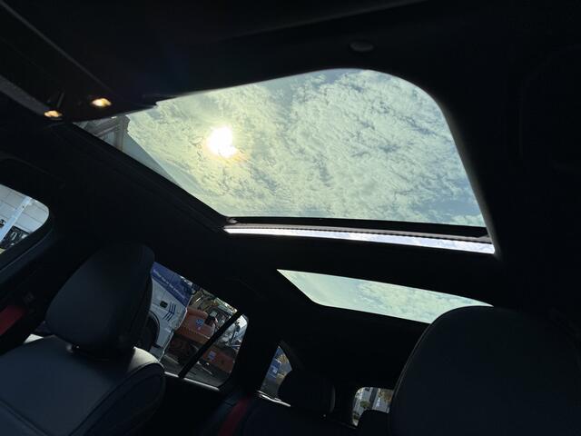 Mercedes-Benz C-KLASSE Estate 300 e 4MATIC AMG Premium Line Pano/dak, distronic, memory, leer, night, etc etc