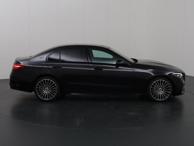 Mercedes-Benz C-KLASSE 180 AMG Line | 19"AMG Velgen | Panoramadak | Night | Sfeerverlichting | DIGITAL LIGHT |