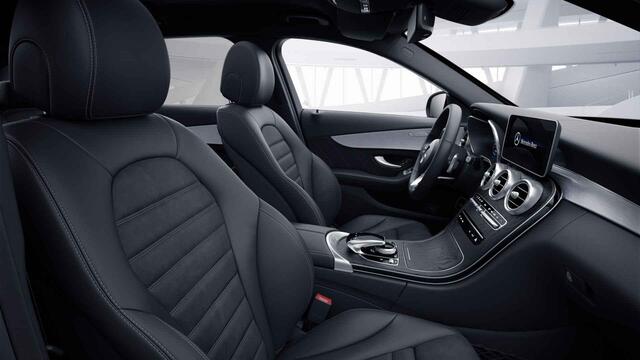 Mercedes-Benz C-KLASSE Estate 180 Business Solution AMG | Trekhaak | Stoelverwarming | Achteruitrijcamera | Appel Carplay | Widescreen |