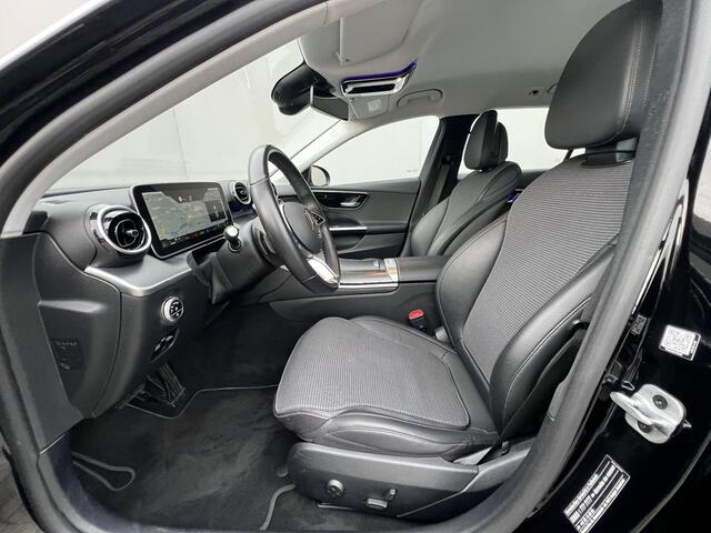 Mercedes-Benz C-KLASSE Estate 300 e Luxury Line Automaat 9 traps / Elektrische trekhaak 1.800 kg / EAER bereik 111 km / Avantgarde Interieur / Elektr. klep / Adapt. CC / Navigatie groot scherm / Winterwielenset /