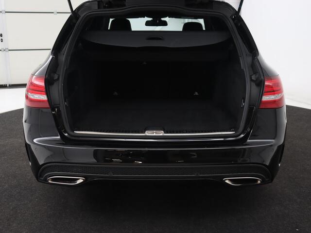 Mercedes-Benz C-KLASSE 200 AMG Night | Leder | Stoelverwarming | Full LED | Park Assist | Navigatie | Climate control | Cruise control | Bluetooth