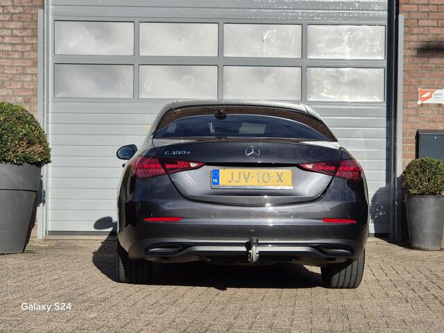 Mercedes-Benz C-KLASSE 300 e Business-line Zwart leder / Panoramadak / Burmester. Nieuwstaat!