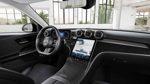 Mercedes-Benz C-KLASSE Estate 300 e AMG Line | Night | Panoramadak | Trekhaak | Headup | Rijassistentiepakket Plus | 360 graden camera |