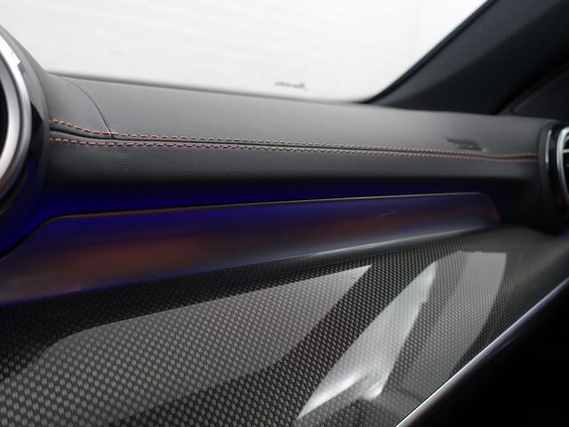 Mercedes-Benz C-KLASSE Estate 300 e AMG Line Aut- Two Tone Leder Interieur, Panoramadak, Carbon, Sfeerverlichting, Carplay, Android Auto