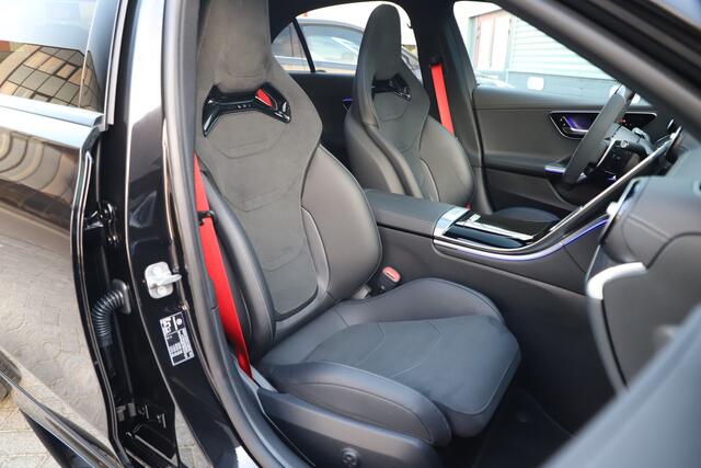 Mercedes-Benz C-KLASSE AMG 63 S E Performance | 680PK | Achterasbesturing | Head-up | Keyless-go | Carbon | Schaalstoelen | Digital-light | Pano | 2024.