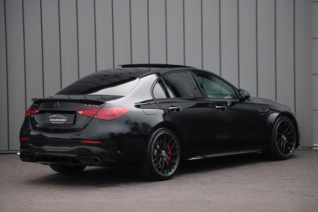 Mercedes-Benz C-KLASSE AMG 63 S E Performance | 680PK | Achterasbesturing | Head-up | Keyless-go | Carbon | Schaalstoelen | Digital-light | Pano | 2024.