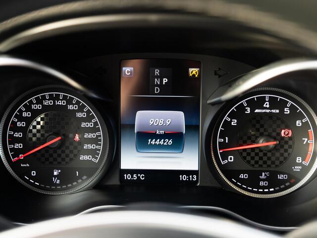 Mercedes-Benz C-KLASSE Coupé AMG 43 4MATIC 367pk | Panodak | Volleder Designo | Comand Online | Elek achterklep | Adap onderstel | Sportuitlaatsysteem | LaneAssist | Stuurhulp | Stoelverw | Etc..