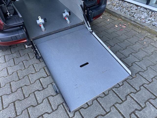 Mercedes-Benz CITAN 3+1 Rolstoelauto 112 Ambiente Automaat (Prachtige ruime 3+1 Rolstoelauto met Automaat!)