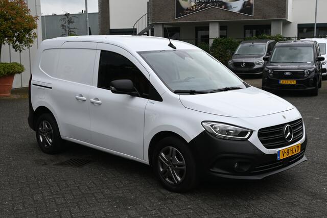 Mercedes-Benz CITAN 110 L1 Pro Benzine MBUX met Smartphone integratiepakket, 2 Zitsbank