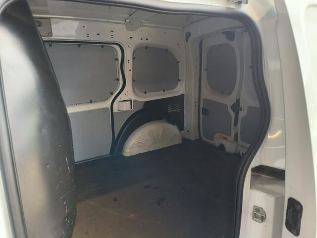 Mercedes-Benz CITAN 112 BlueEFFICIENCY 2x zijdeur BENZINE uit 2016 Rijklaar + 6 maanden Bova-garantie Henk Jongen Auto's in Helmond, al 50 jaar service zoals 't hoort!