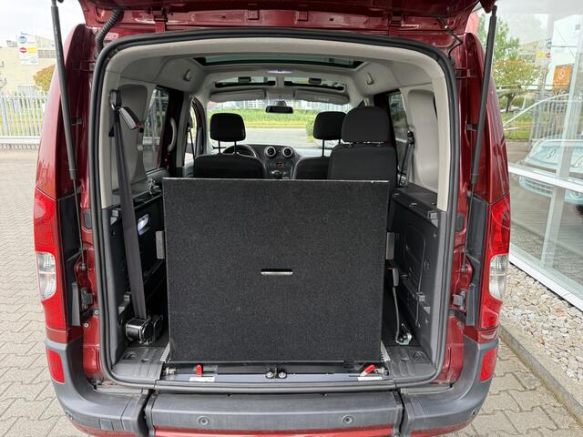 Mercedes-Benz CITAN Tourer 3+1 Rolstoelauto 112 Ambiente Automaat (Prachtige ruime 3+1 Rolstoelauto met Automaat!)