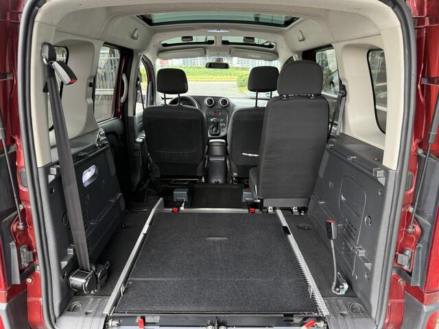 Mercedes-Benz CITAN Tourer 3+1 Rolstoelauto 112 Ambiente Automaat (Prachtige ruime 3+1 Rolstoelauto met Automaat!)