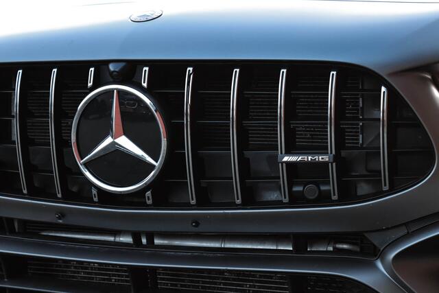 Mercedes-Benz CLA-KLASSE AMG 45 4MATIC+ Pano l Magno Grey l