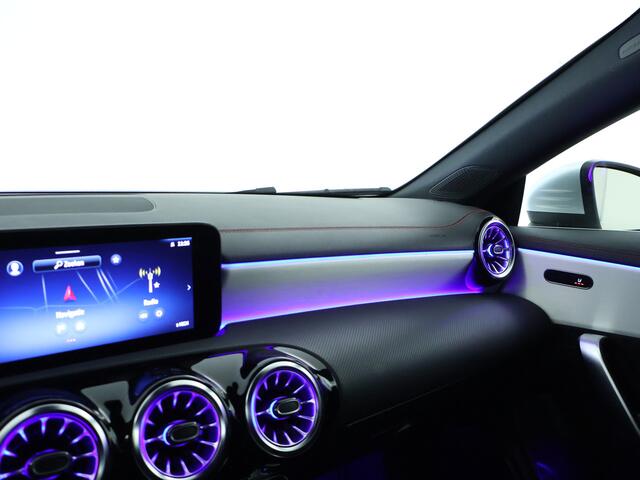 Mercedes-Benz CLA-KLASSE Shooting Brake 180 AMG Face Lift | AMG Styling | Achteruitrijcamera | Sfeerverlichting | KeylessGo | Inclusief 24 maanden MB Certified garantie voor Europa.