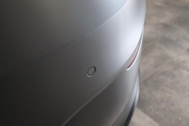 Mercedes-Benz CLA-KLASSE 180 AMG Business Solution Luxury Sfeer verlichting Panoramadak, Ambi light, Navigatie, 18LMV, Matte kleur 24 maanden garantie mogelijk (*vraag naar de voorwaarden)