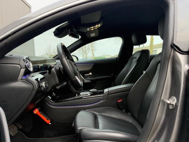 Mercedes-Benz CLA-KLASSE 250 e - nap! - airco - cruise - Navi - Leder -