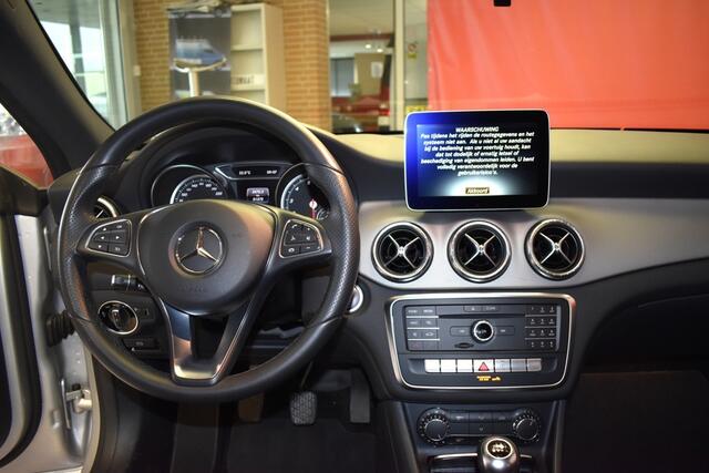 Mercedes-Benz CLA-KLASSE Shooting Brake 180 Business Solution, navi , parkeer camera, Spo