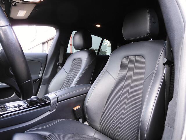 Mercedes-Benz CLA-KLASSE 180/ PANAMERICANA GRILLE/ 18INCH VELGEN