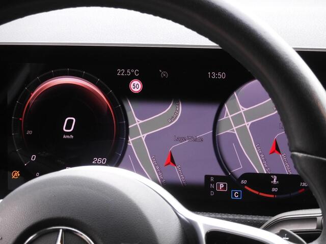 Mercedes-Benz CLA-KLASSE 180/ PANAMERICANA GRILLE/ 18INCH VELGEN