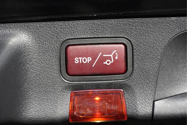 Mercedes-Benz CLA-KLASSE Shooting Brake 180 Automaat! Advantage BJ2019 Lmv 16" | Led | Navi | Pdc | Elek. achterklep | Achteruitrijcamera | Virtual cockpit | Climate control | Cruise control | Verwarmde voorstoelen | Zwarte hemel | Getint glas