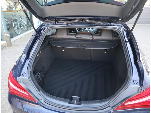 Mercedes-Benz CLA-KLASSE Shooting Brake 180 Business Solution AMG / Panoramadak