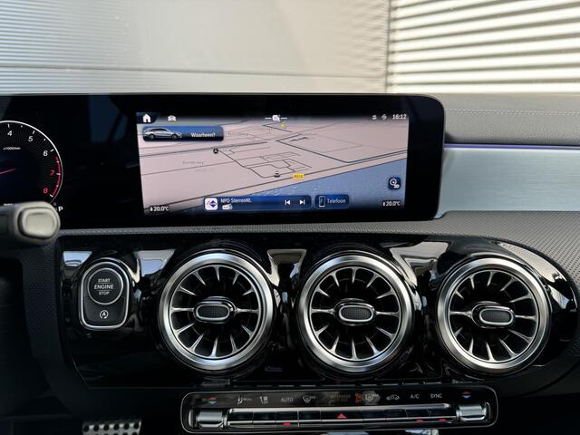 Mercedes-Benz CLA-KLASSE Shooting Brake 180 AMG | Bahia Bruin interieur | Panoramadak |