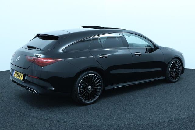 Mercedes-Benz CLA-KLASSE Shooting Brake 200 AMG Line | Premium Plus | Night Pakket | Panoramadak | Dodehoekassistent | Head-up Display | MULTIBEAM LED Koplampen | 360° Camera | Elektrisch Verstelbare Voorstoelen + Memory | Sfeerverlichting | Stoelverwarming | Showmodel