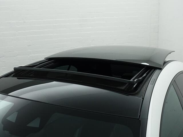 Mercedes-Benz CLA-KLASSE 180 AMG Night Edition Aut- Panoramadak, Sfeerverlichting, Camera, Xenon Led, Sport Leder