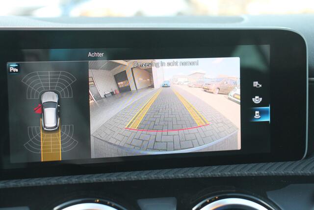 Mercedes-Benz CLA-KLASSE Shooting Brake 180 Advantage ? Camera ? Zwarte Hemel ? Rijklaar ? 1 Jaar Bovag Garantie ?