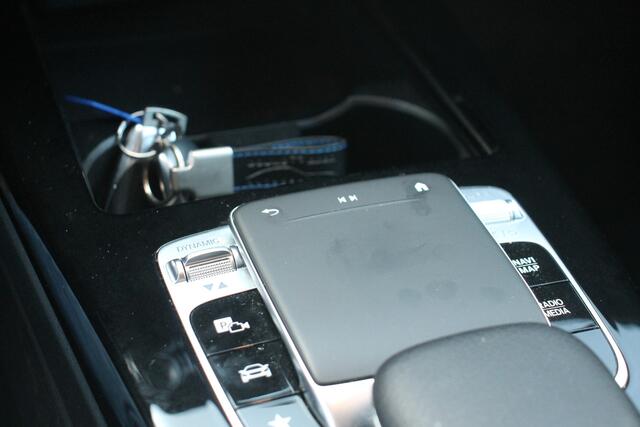 Mercedes-Benz CLA-KLASSE Shooting Brake 180 Advantage ? Camera ? Zwarte Hemel ? Rijklaar ? 1 Jaar Bovag Garantie ?