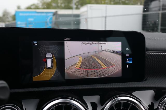 Mercedes-Benz CLA-KLASSE 180 Bns Sol. Luxury I Geen Import I Achteruitrijcamera I Schuifd