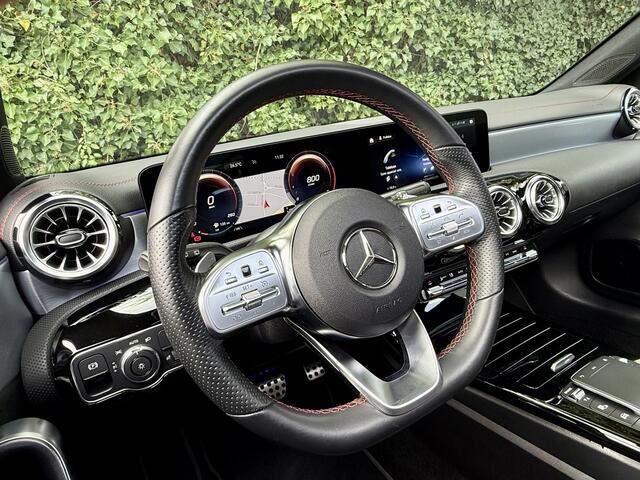 Mercedes-Benz CLA-KLASSE Shooting Brake 200 AMG I Pano I Camera I 2x Memory
