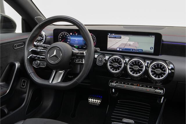 Mercedes-Benz CLA-KLASSE Shooting Brake 250 e AMG Premium, Nightpack, Pano, Key-Less, Burmester, Hybrid 2024