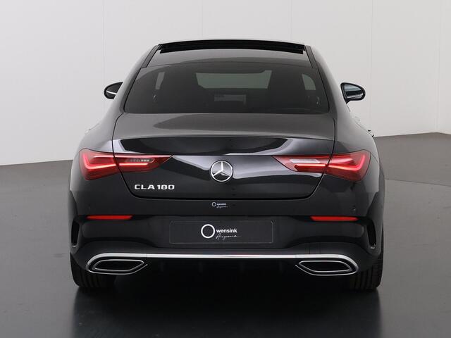 Mercedes-Benz CLA-KLASSE 180 Coupé Business Solution AMG | Panoramadak | Burmester Sound System | Rijassistentie Pakket | Sfeerverlichting | 360 Graden Camera |