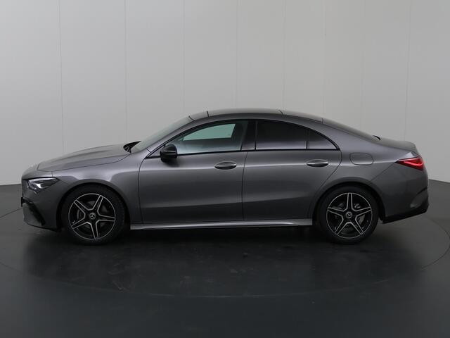 Mercedes-Benz CLA-KLASSE 180 Business Solution AMG | Night pakket | Panorama dak |