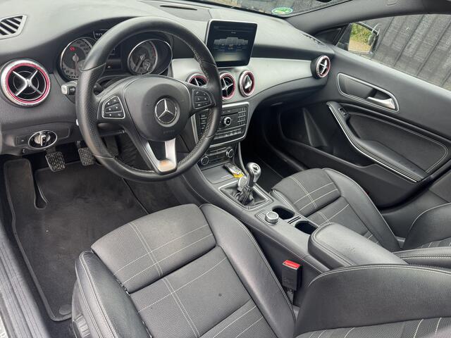 Mercedes-Benz CLA-KLASSE 180 Lease Edition Ambition
