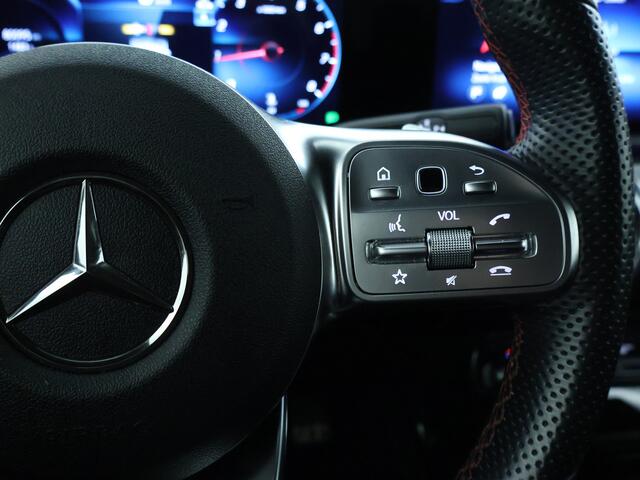 Mercedes-Benz CLA-KLASSE 200 Business Solution AMG | AMG Line | Night Pakket | Sfeerverlichting | Achteruitrijcamera | LED koplampen | Inclusief 24 maanden MB Certified garantie voor Europa.