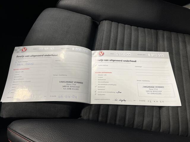 Mercedes-Benz CLA-KLASSE Shooting Brake 180 | AMG Line | Panoramadak | Achteruitrijcamera |